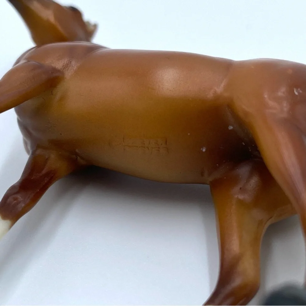 Breyer Stablemates Standing Stock Horse G3 - 5621 - Palomino - 2007 - Picture 5 of 8